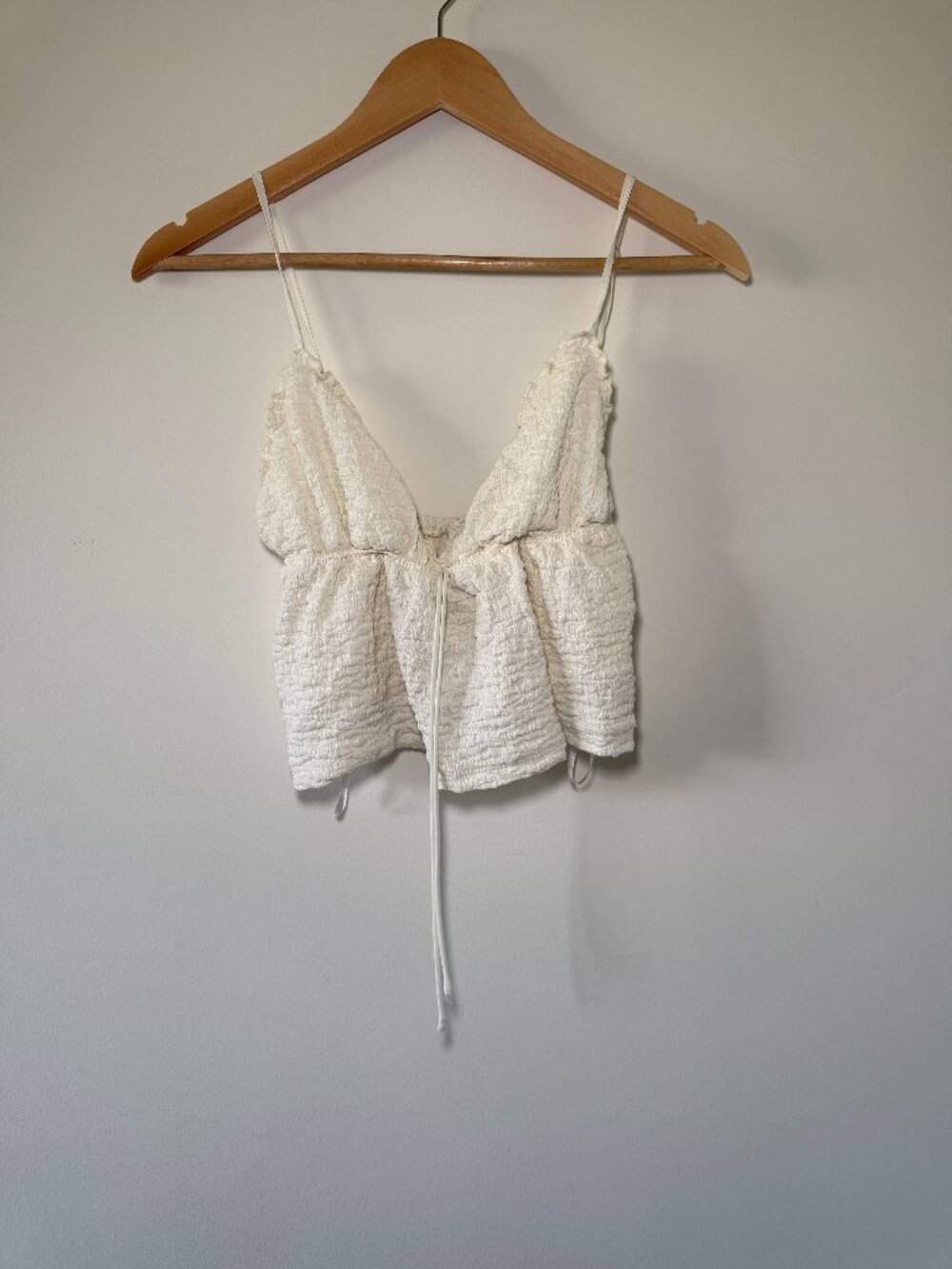 Princess Polly Cream Textured Ruffle Cami Top US 2 NWOT